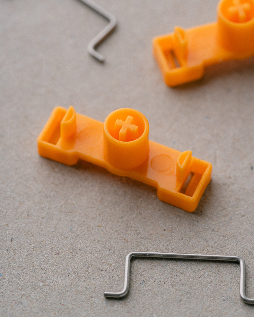 DynaCap™ 2u Sliders & 2u Wires