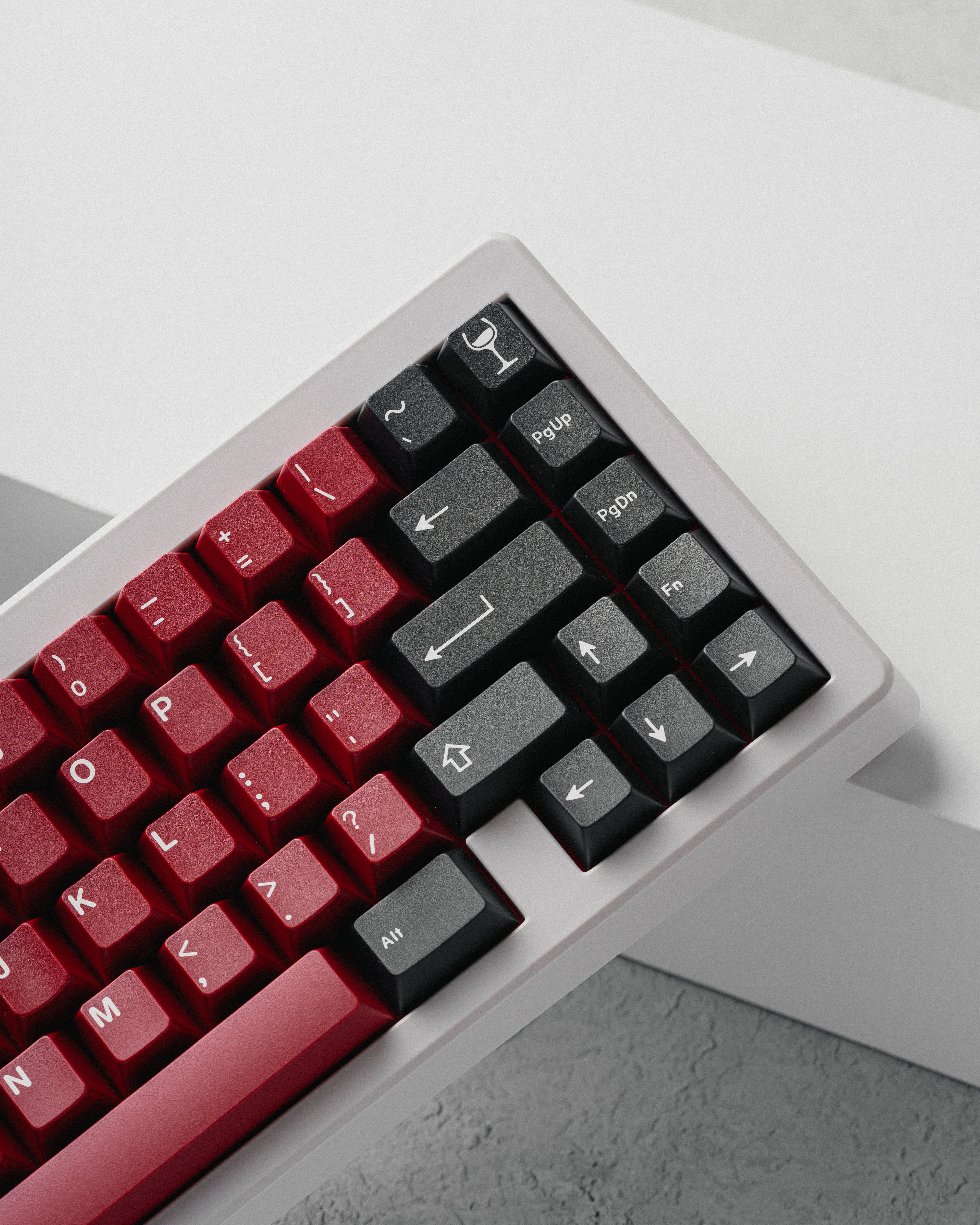 GMK Burgundy (CYL)